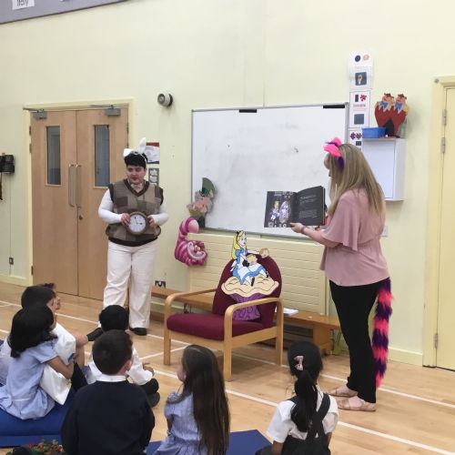 Year 1 teachers reading - Alice in Wonderland
